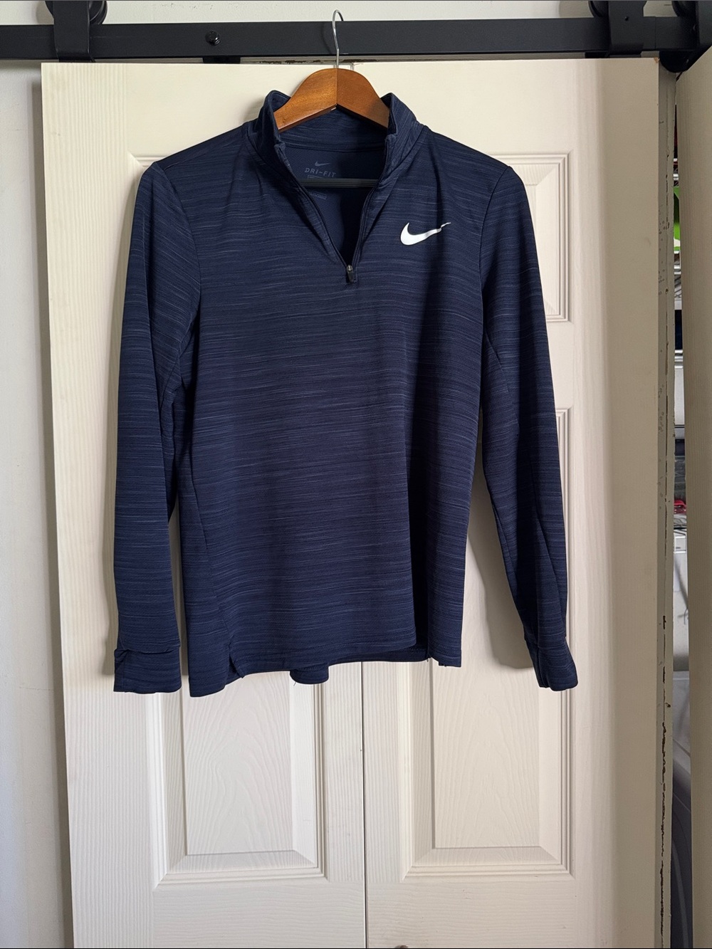 Nike Men’s Dark Navy Quarter-Zip Pullover Sweatshirt